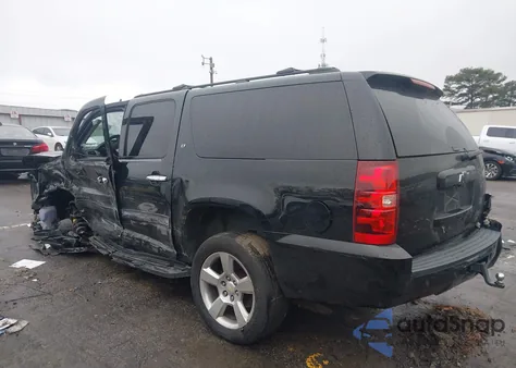 2014 Chevrolet Suburban 1500 Lt from USA, damaged, VIN 1GNSCJE05ER195716
